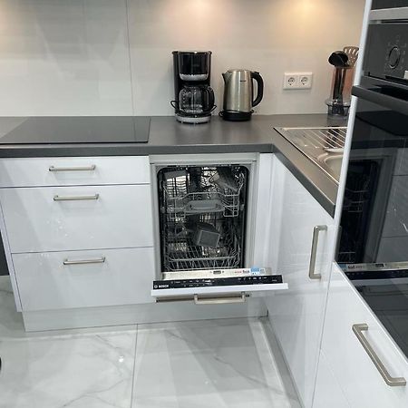 Davidoff-Apartment Seelze Екстериор снимка