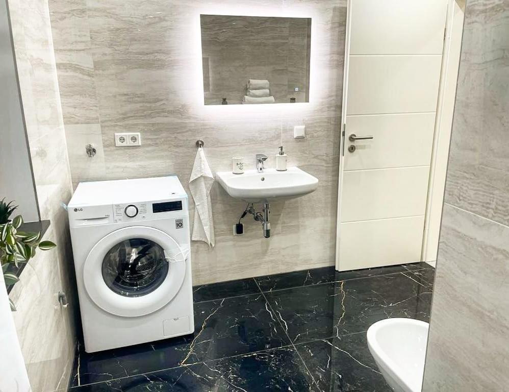 Davidoff-Apartment Seelze Екстериор снимка